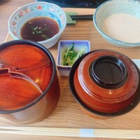 しゃぶしゃぶと焼肉 わにく ミッドランドスクエア店 - 