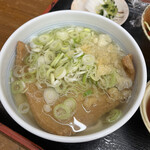 手打の味 小泉 - うどん（きつねトッピング）
            サービスの天かす・ねぎ　　アップ