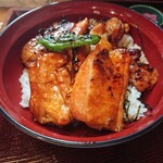 鶏よし - 炭火焼鶏丼
