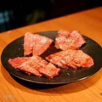 YAKINIKU BON'S - 