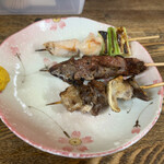 ささのや - ネギマ、レバー、ナンコツ（塩）