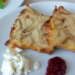 エレーナ - パンプディングにリコッタチーズとラズベリージャム