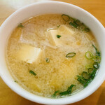 Cafe RENGA - ピラフには味噌汁が付いてます。