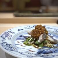 鮨 菜とい - ◆伊佐木、新玉葱のソース