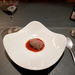 ベルエキップ - 3. 究極のビーフシチュー　※ペアリング風の赤ワイン