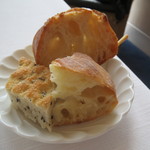 サーラ アマービレ - パン
      