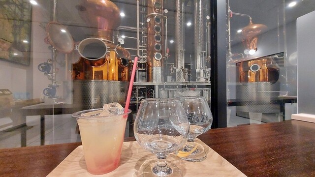 モホドリ蒸溜研究所 津軽五所川原の蒸留酒と地元グルメ