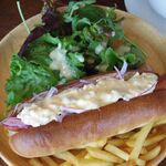 ブレッド&タパス 沢村 - ホットドック