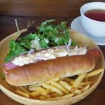 ブレッド&タパス 沢村 - ホットドック