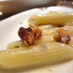 FILO - ゴルゴンゾーラチーズとクルミのペンネ