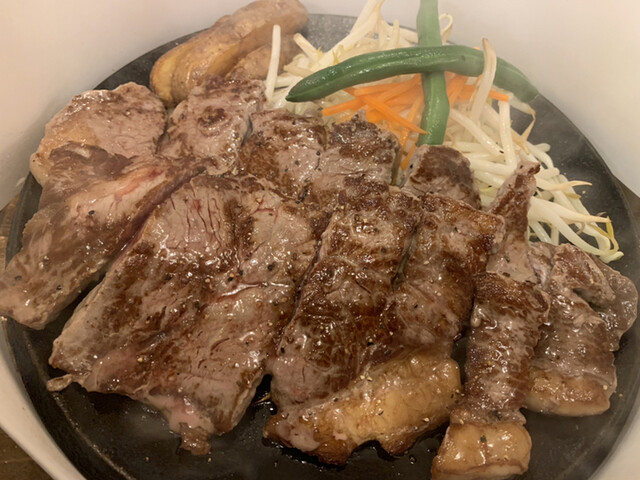 肉のはせ川 利府店 - 岩切（ハンバーグ）の写真