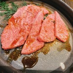 黒毛和牛 焼肉 源 - 