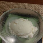 大宮 焼鳥 鳥匠 いしい - ホワイトアスパラガスのアイス。