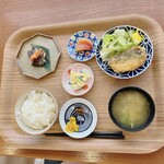 Sorano Shita - 生アジフライ、鮭西京焼き