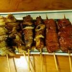 菊乃家本店 - レバー、カシラ、鳥皮