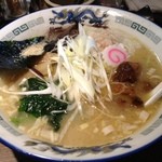 銀節や - シンプルな見た目だが、実は具沢山！