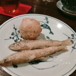 Rouhoutoi - 里芋のコロッケ(日本的な味)、魚が何だったか忘れましたがサクサクホロホロで美味しかったです