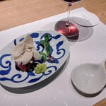 肉割烹 岡田前 - タン刺しはぽん酢、能登のお塩、、山葵と一緒に。岡田さん、地震のことをすごく心配されていました。