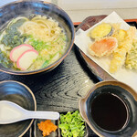 手打うどん 蔵 - 