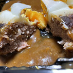 金鯱山 - ハンバーグ断面