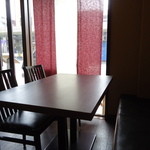 ゆうがた - テーブル席