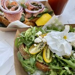 Arvo Café - smoked salmon toast、loaded avocado toast