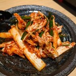 ここ肉 - 生キムチサラダ