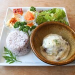 エプロンカフェ - 季節のスペシャルランチ（1,680円）