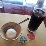 ステーキハウス 秀 - デザート（ミルクアイス）とドリンク　2023.5