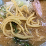 ラーメン山岡家 - 麺