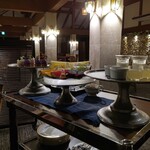 クラブダイニング - デザートのワゴンサービス うぉー全部食べたい！