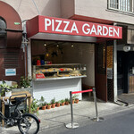 PIZZA GARDEN - 外観！