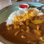 マルパソ - スタミナカレーに生玉子を