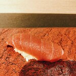 Tsukiji Aozora Sandaime Bettei - マグロの漬け
