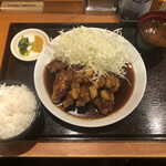 ガツ飯トンテキ食堂コロトン - 