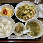 林華苑 - 日替わり定食（肉高菜細切炒めと玉子焼）