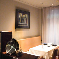 アーティショー - 店内