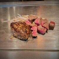 くずし鉄板 あばぐら 神田店 - 黒毛和牛ハンバーグ＆ステーキ