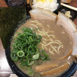 博多とんこつ 天神旗 - 