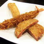 華麗なるカレー - エビフライ、春巻き、ハムカツ(7/27おつまみ総選挙)