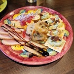 チイナ邸 窯焼きピザ＆生パスタ＆大衆イタリア料理のダイニングバー - 前菜5種盛合せ