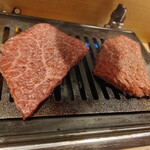焼肉 肉食 - 赤身ステーキ