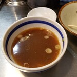 滝野川 大勝軒 - 割りスープ後の表情。