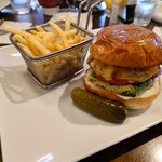 シェイクツリー バーガー＆バー - 