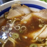 滝野川 大勝軒 - チャーシューも多い。