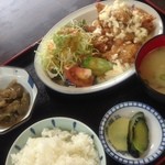 まるぼし亭 - チキン南蛮定食(680円)