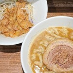 東京スタイル鶏らーめん ど・みそ鶏 - 