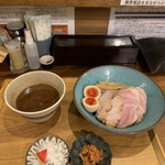 いかれたヌードル フィッシュトンズ - 