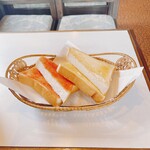 オランダ - トースト。