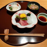 伊豆の旬 やんも 丸の内店 - 